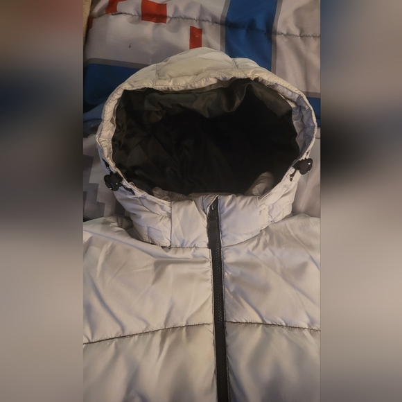 Boys H&M Warmest Winter Coat 14-16 Years - Picture 3 of 3